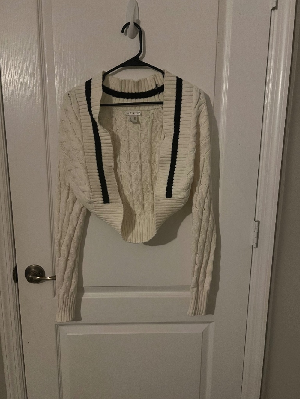 Cable knit bolero sweater